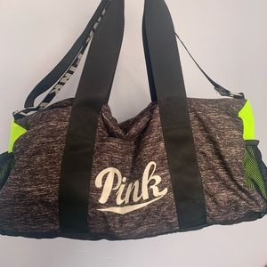 Victoria Secret Duffle Bag ✨